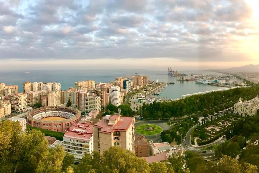 Apartamentos J&K Торремолінос Екстер'єр фото