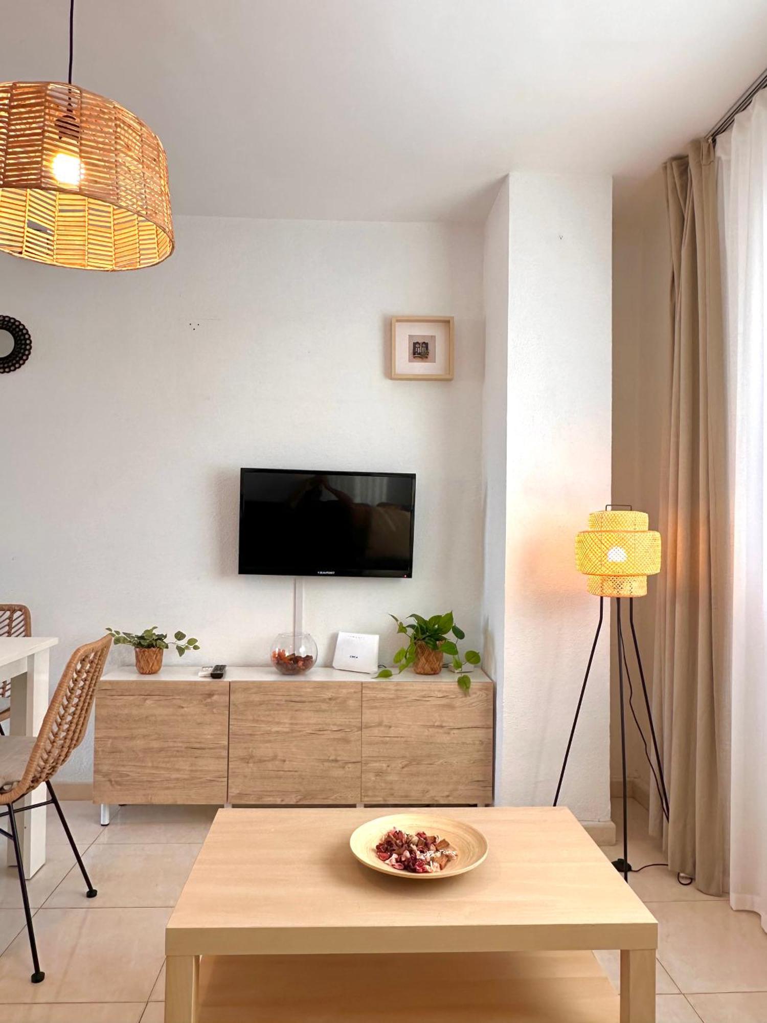 Apartamentos J&K Торремолінос Екстер'єр фото